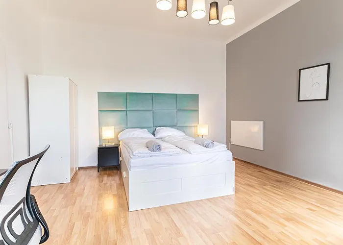 Lovely 1br U3 Proximity & Danube Canal, 3rd District * Vienna