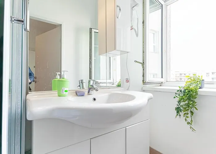 Lovely 1br U3 Proximity & Danube Canal, 3rd District Apartment Vienna