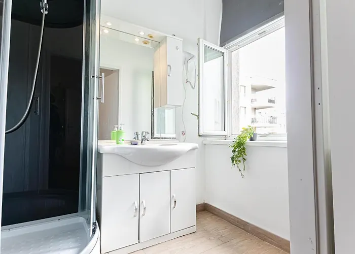 Apartment Lovely 1br U3 Proximity & Danube Canal, 3rd District Vienna