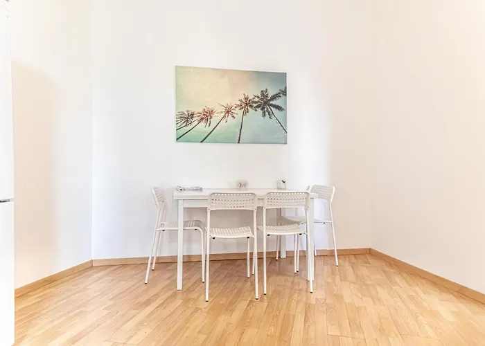 Lovely 1br U3 Proximity & Danube Canal, 3rd District Vienna